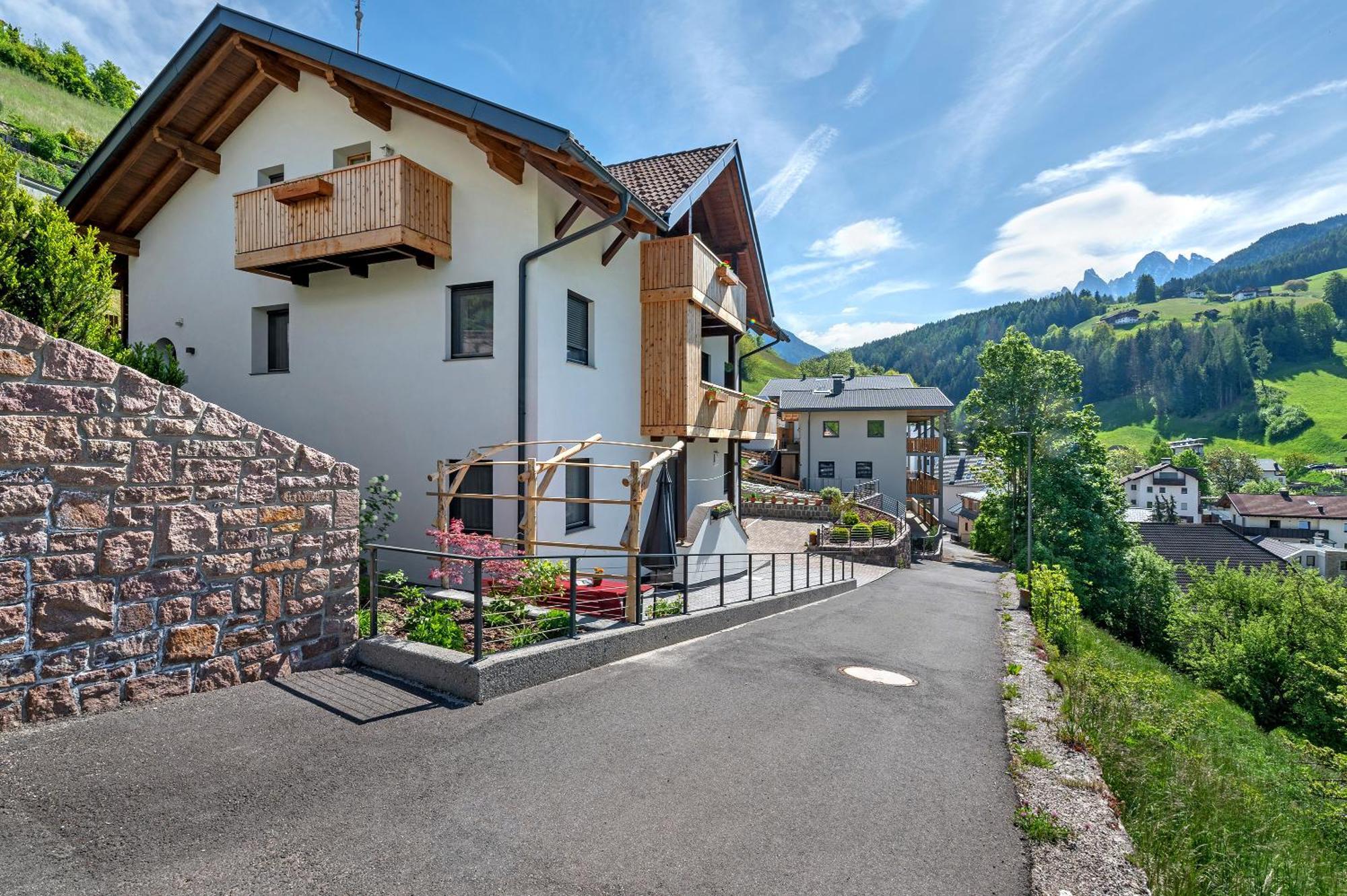 Villa Anna Villnoess San Pietro  Экстерьер фото